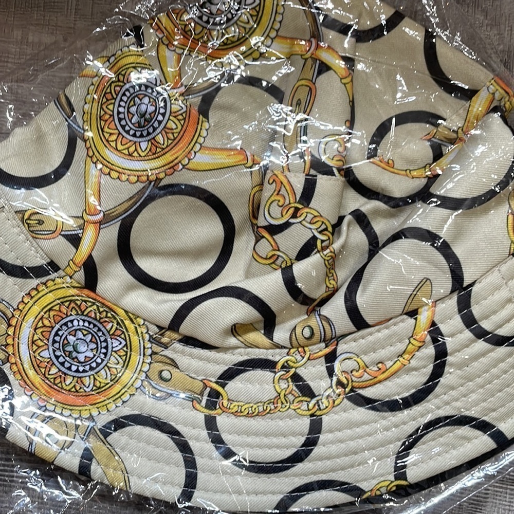 Chain Designer Bucket Hat - Picture 8 of 12